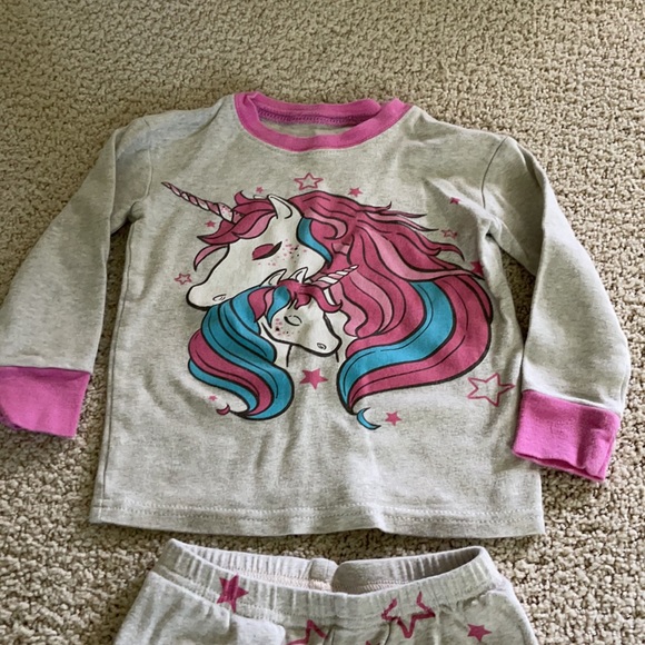 Toddler girl Unicorn PJs - Picture 2 of 3